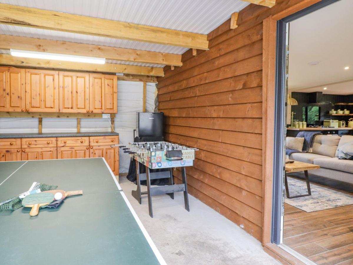 The Cabin At Evelyns Retreat Corwen Exteriör bild